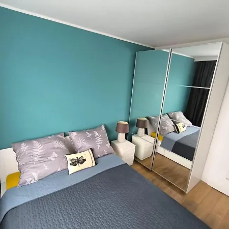 I Parking Przymorze - Plaza 20 Min Spacerem Apartment