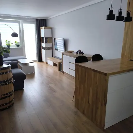 I Parking Przymorze - Plaza 20 Min Spacerem Apartment Gdansk