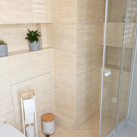 Apartament I Parking Przymorze - Plaza 20 Min Spacerem Gdańsk