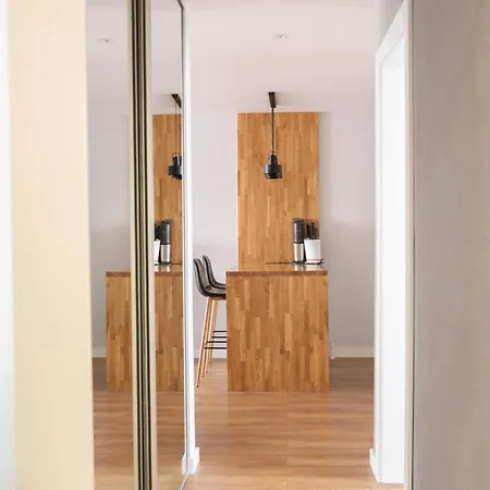 Apartament I Parking Przymorze - Plaza 20 Min Spacerem